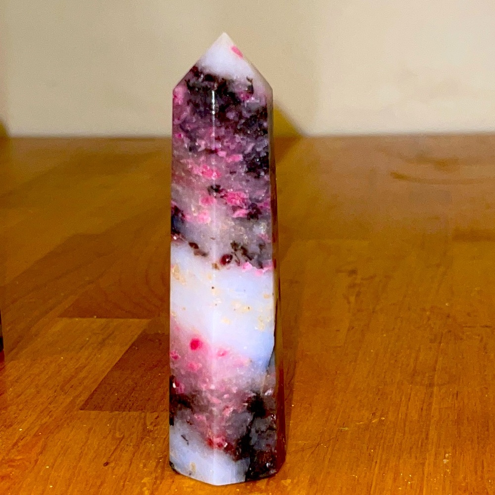 SUPER GEMMY Neon Pink Rhodonite w/Black Tourmaline in Quartz Tower #1 🖤💕 - Picture 6 of 13